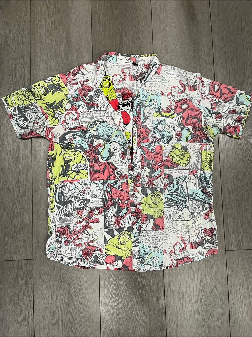 Marvel Men's Short-Sleeve Comic Print Shirt Button Up